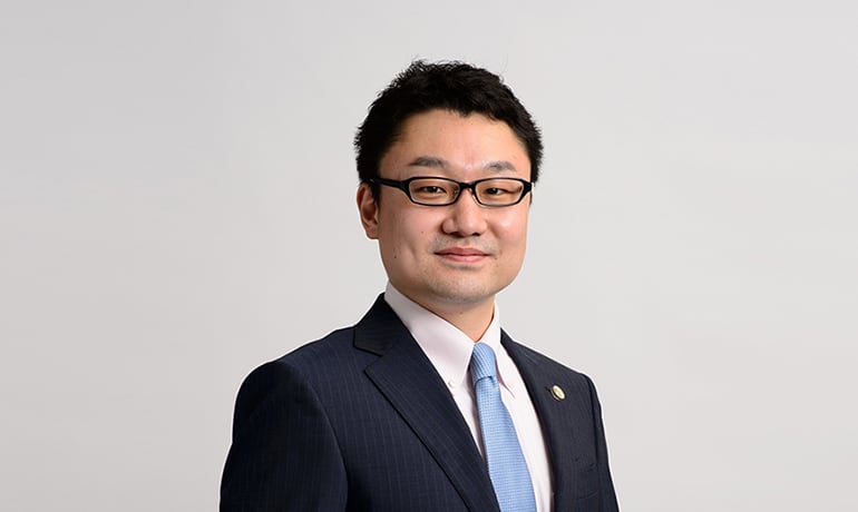 弁護士 松葉　想